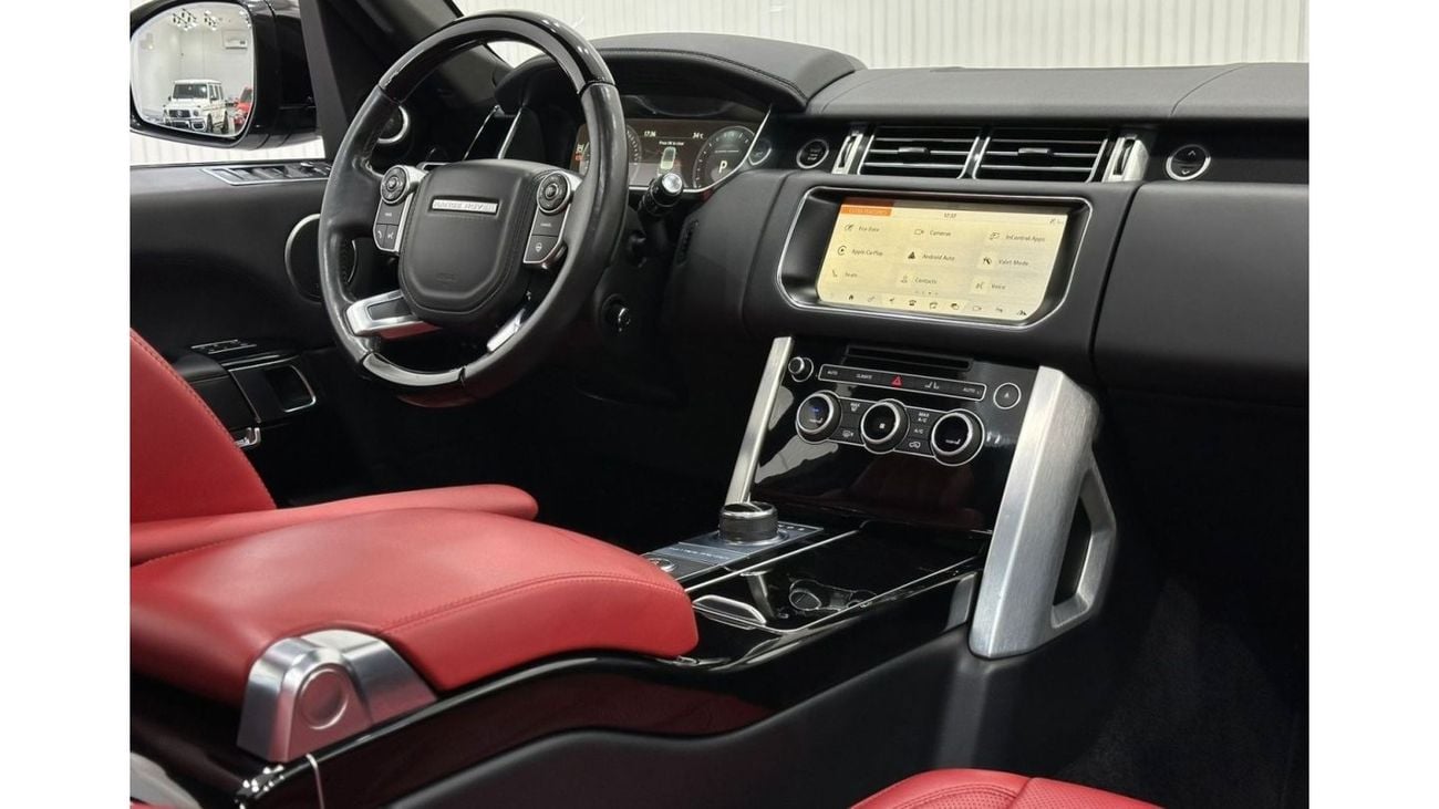 Land Rover Range Rover 2017 Range Rover Vogue SE Supercharged, Warranty, Service History, Fully Loaded, GCC