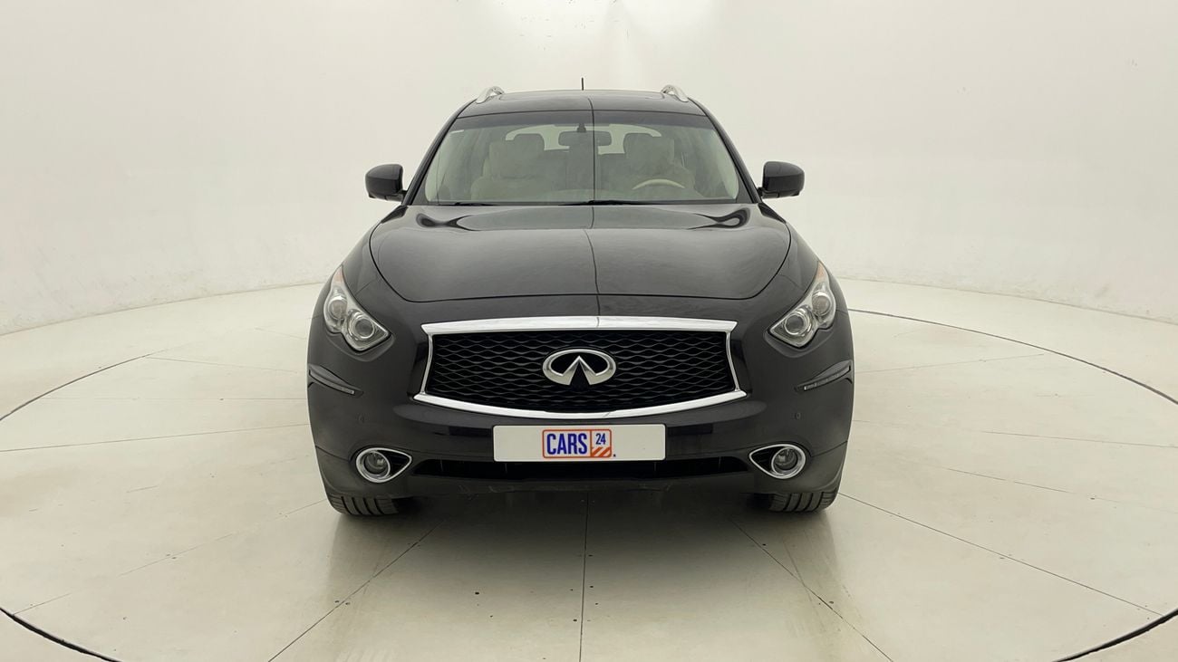 إنفينيتي QX70 LUXURY 3.7 | بدون دفعة مقدمة | اختبار القيادة في المنزل