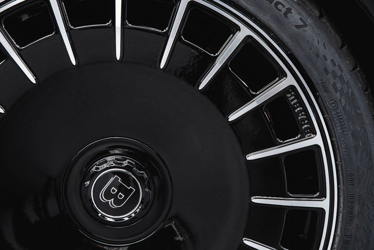 مرسيدس بنز S 63 AMG BRABUS B930 + Ceramic Brakes + Bur 4D + Carbon Interior