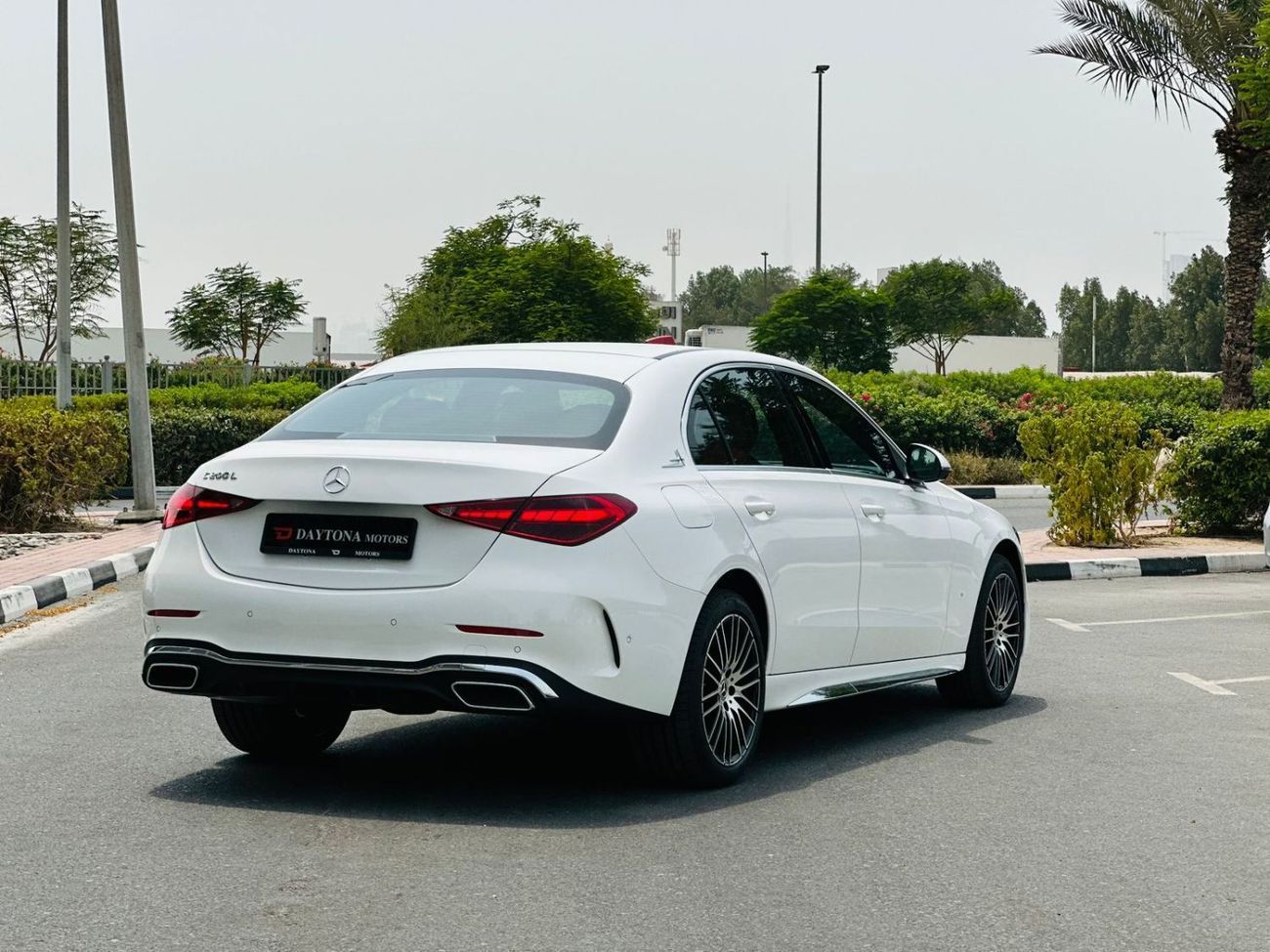 Mercedes-Benz C 200 MERCEDES C200L 2025 V4 1.5L TURBO