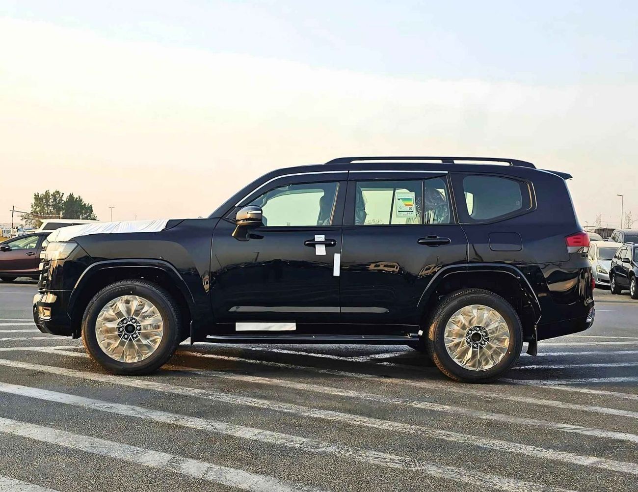 تويوتا لاند كروزر GXR 3.3L DIESEL TWIN TURBO / FULL OPTION / JBL SPEAKERS (CODE # GXR)