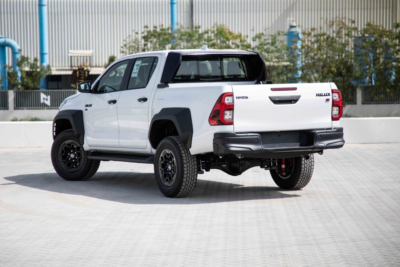 Toyota Hilux 2024 Toyota Hilux 4x4 DC 4.0 GR-S - Platinum White Pearl inside GRS | Export Only