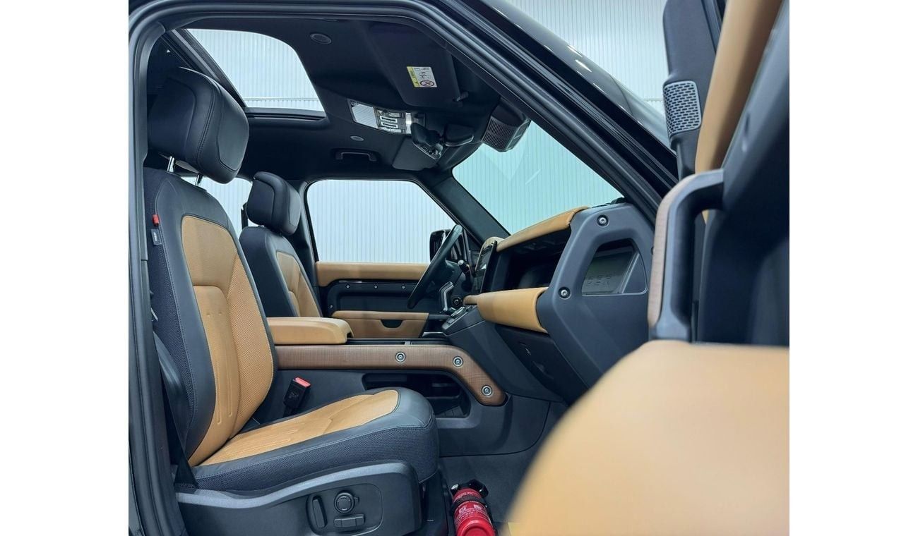 لاند روفر ديفندر P400 110 X-Dynamic 2023 Land Rover Defender X Dynamic P400 110, 5 Years Land Rover Warranty, Low Kms