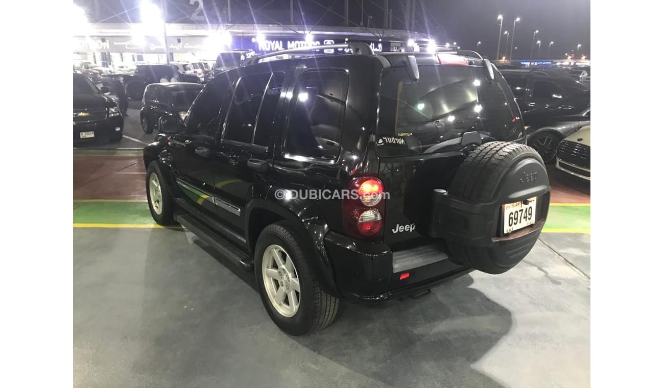 جيب شيروكي CHEROKEE