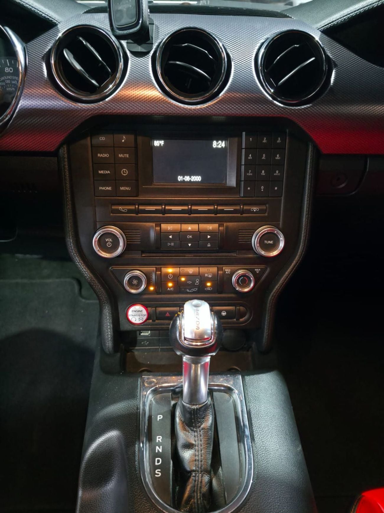 Ford Mustang GT Premium 5.0L V8