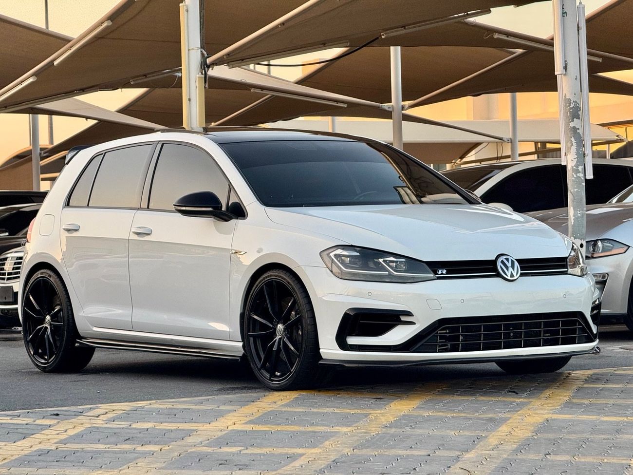 Volkswagen Golf R