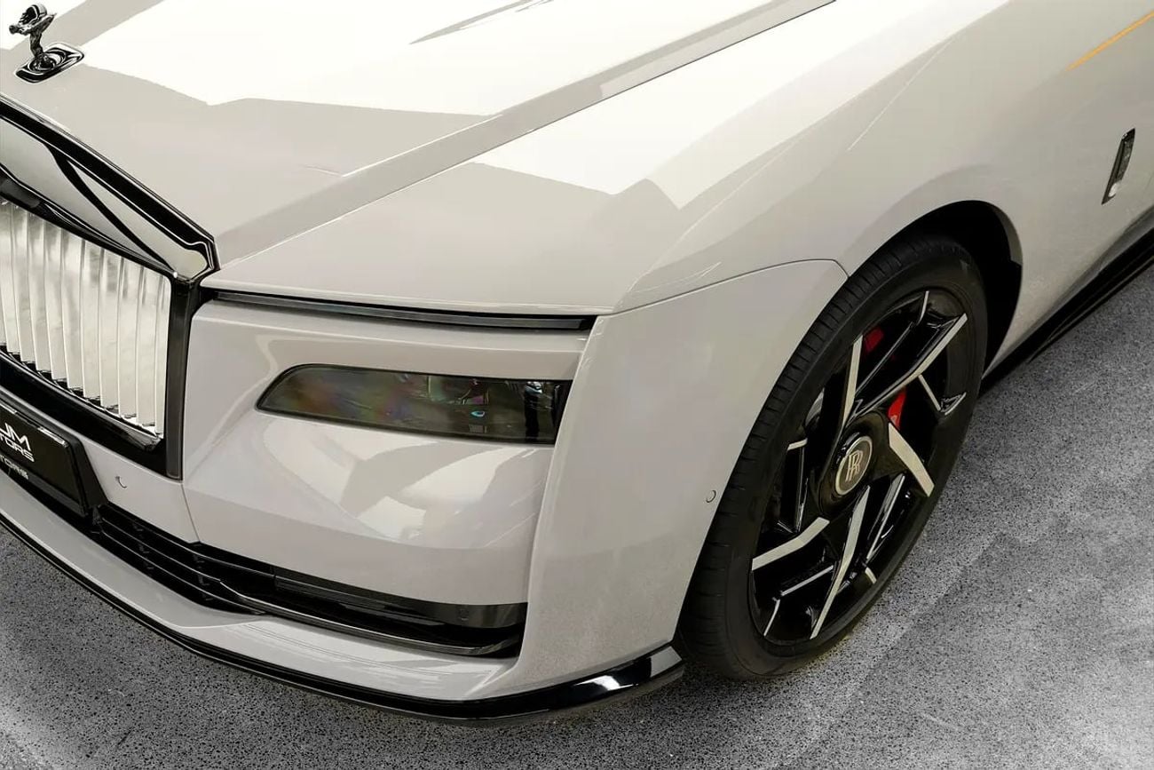 Rolls Royce Spectre ROLLS ROYCE | SPECTRE BLACK BADGE | GCC SPECS MAIN DEALER WARRANTY + SERVICE CONTRACT STD