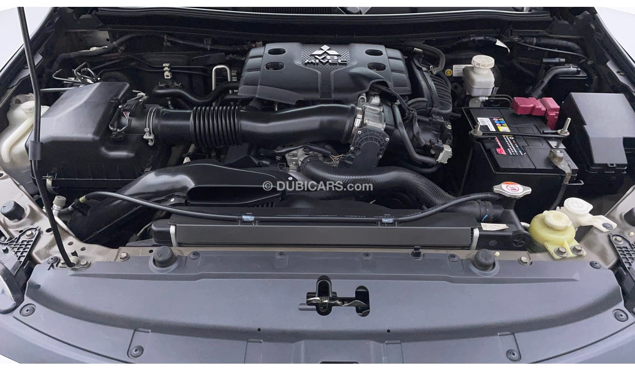 ميتسوبيشي مونتيرو GLS MID 3 | بدون دفعة مقدمة | اختبار قيادة مجاني للمنزل