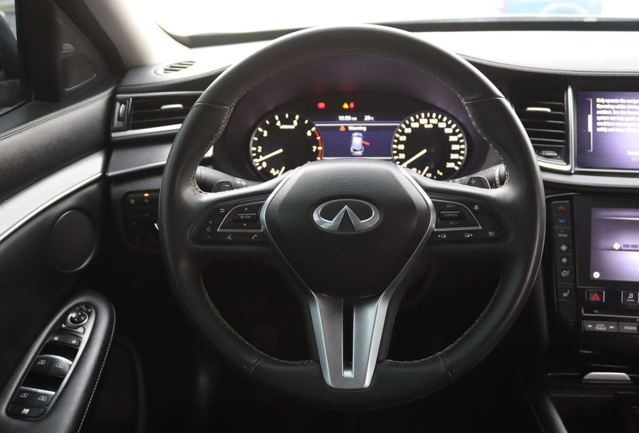 Infiniti Q50 Luxe 3.0L Infiniti Q50 - 2022 - GCC - Full Option - Accident-Free - 6 (V) - 3.0L - Excellent Conditi