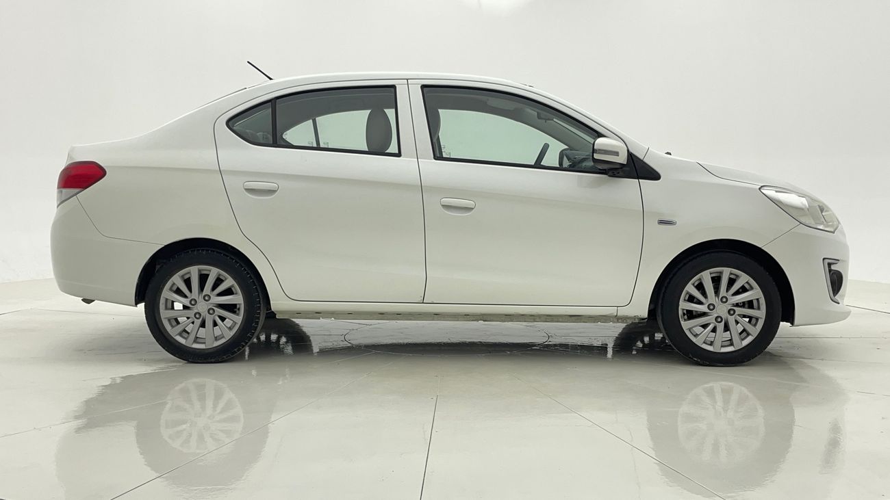 ميتسوبيشي اتراج GLX MIDLINE 1.2 | بدون دفعة مقدمة | اختبار قيادة مجاني للمنزل