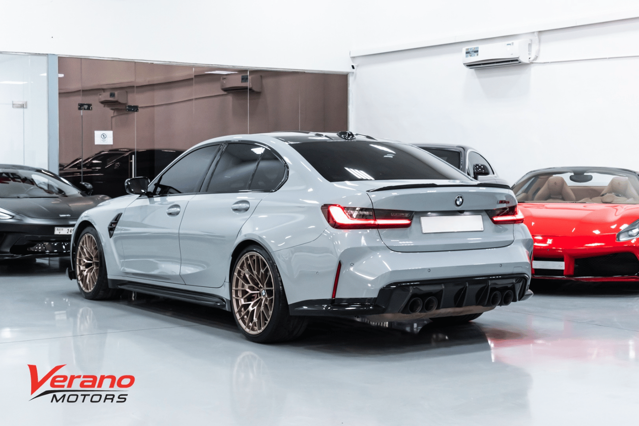 بي أم دبليو M3 CS INDIVIDUAL