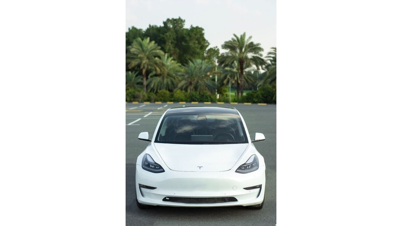 Tesla Model 3 usa All Wheel Drive