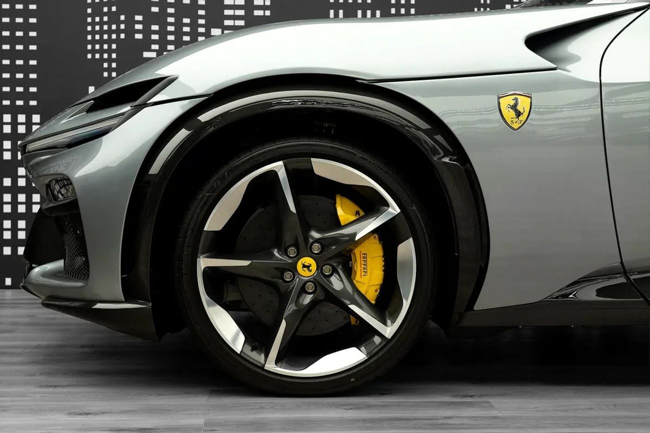 فيراري بوروسانجوي FERRARI | PUROSANGUE | FULL CARBON FIBER | GCC SPECS DEALER WARRANTY + SERVICE CONTRACT ( Al TAYER )