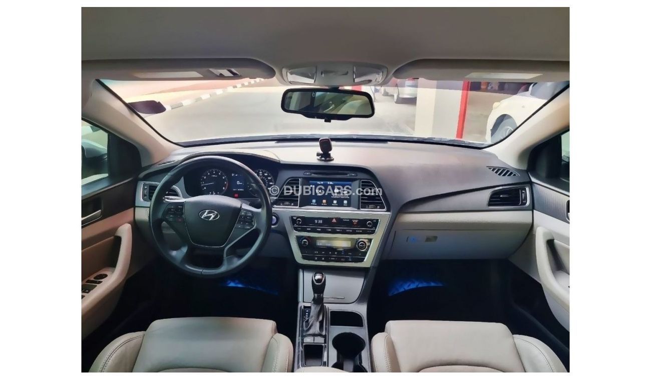 Hyundai Sonata Sport - 2L-4 Cyl -Excellent Condition-American Spec