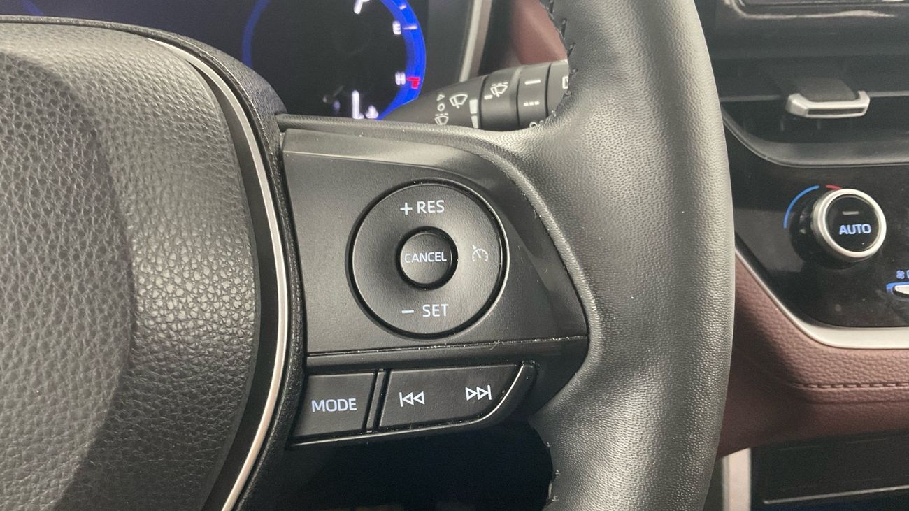 Toyota Corolla Cross 1.8L GLI (HEV) GLI | Guaranteed Warranty | 0 Down Payment