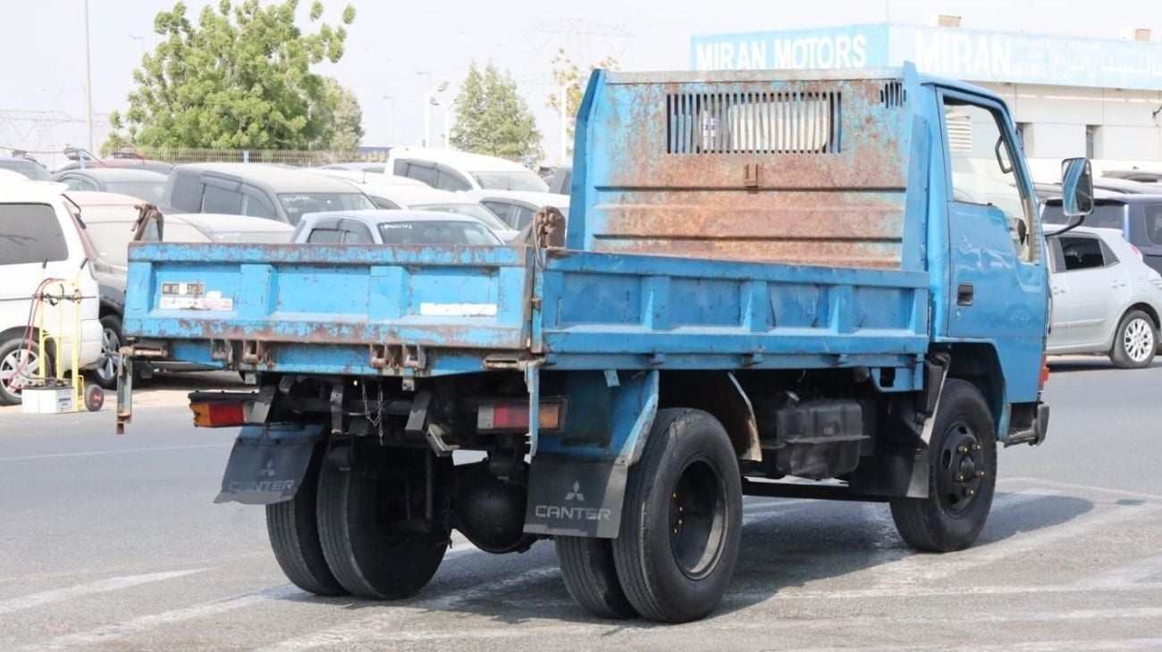 Mitsubishi Canter Van 