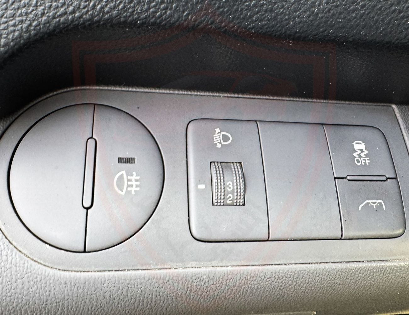 Hyundai H-1 Hyundai H1 | 2.4 L | 2019 | GCC | Accident-Free | In Excellent Condition | 914 P.M