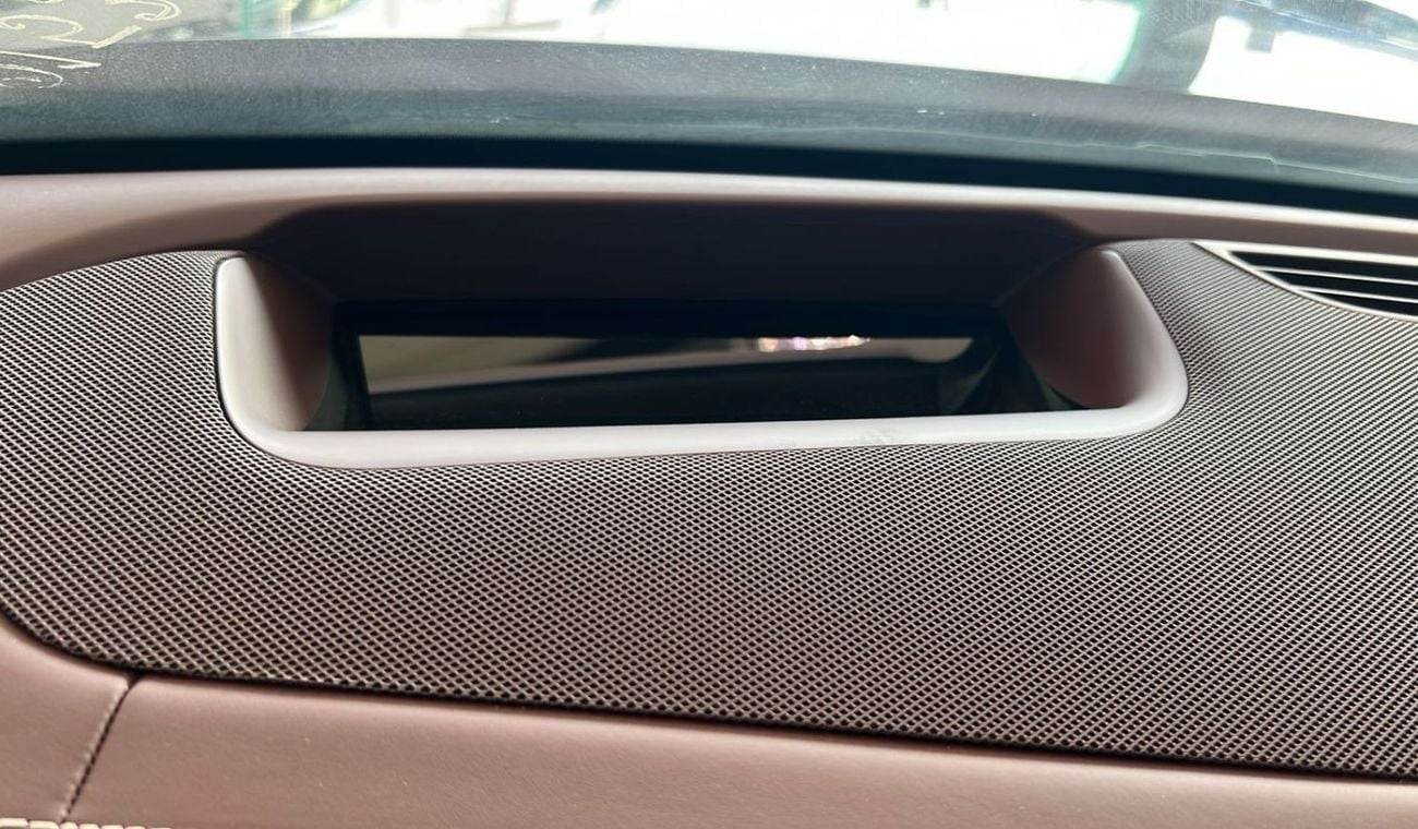 Mercedes Maybach GLS600 Maybach Mercedes-Maybach GLS 600 SUV, V8 Biturbo with Mild Hybrid Drive, Model 2023, Color Black