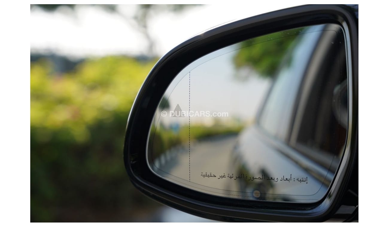 BMW X5M 2023 BMW X5 X-Drive 50i 4.4L V8 AWD SUV Black 0Km