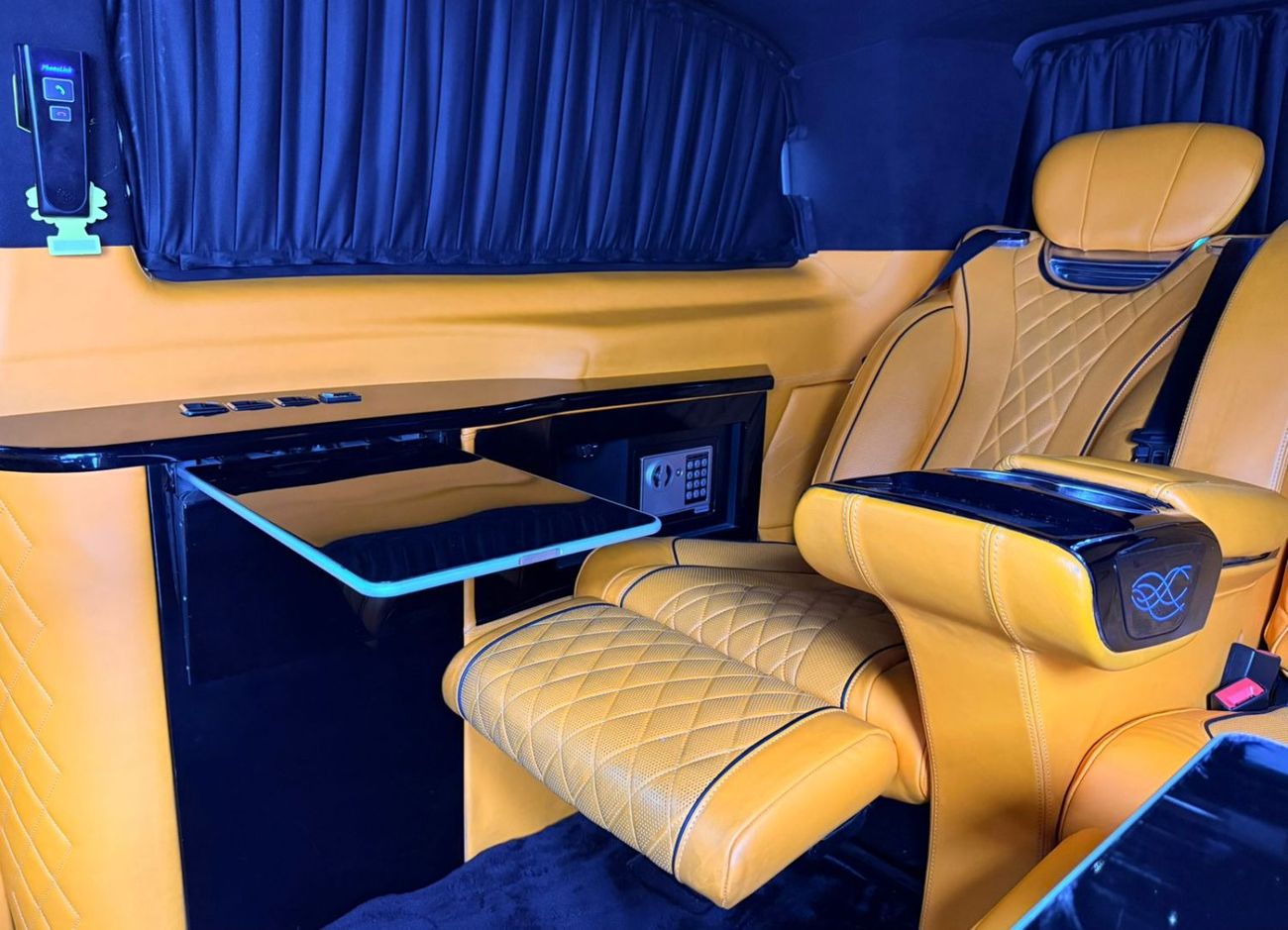 Mercedes Maybach V250 Maybach 2023 Mercedes-Benz V250 Maybach, Warranty, Excellent Condition, European Specs