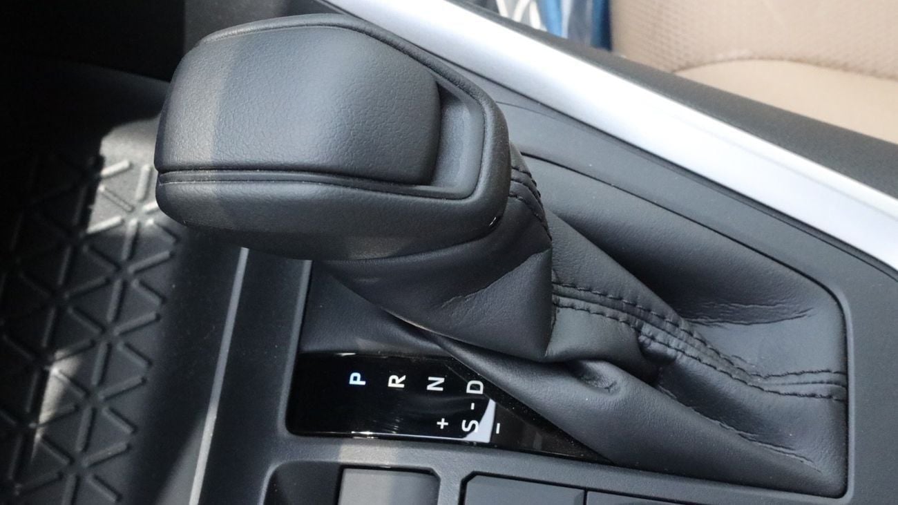 Toyota RAV4 Toyota rav4 2.5L HEV