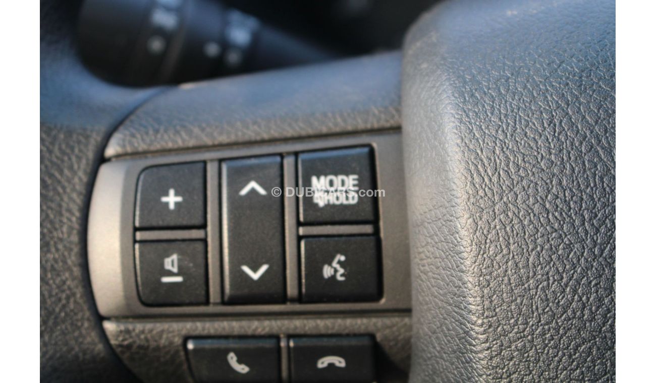 Toyota Hilux TOYOTA HILUX 2.4L DIESEL DOUBLE CAB DLX G MANUAL