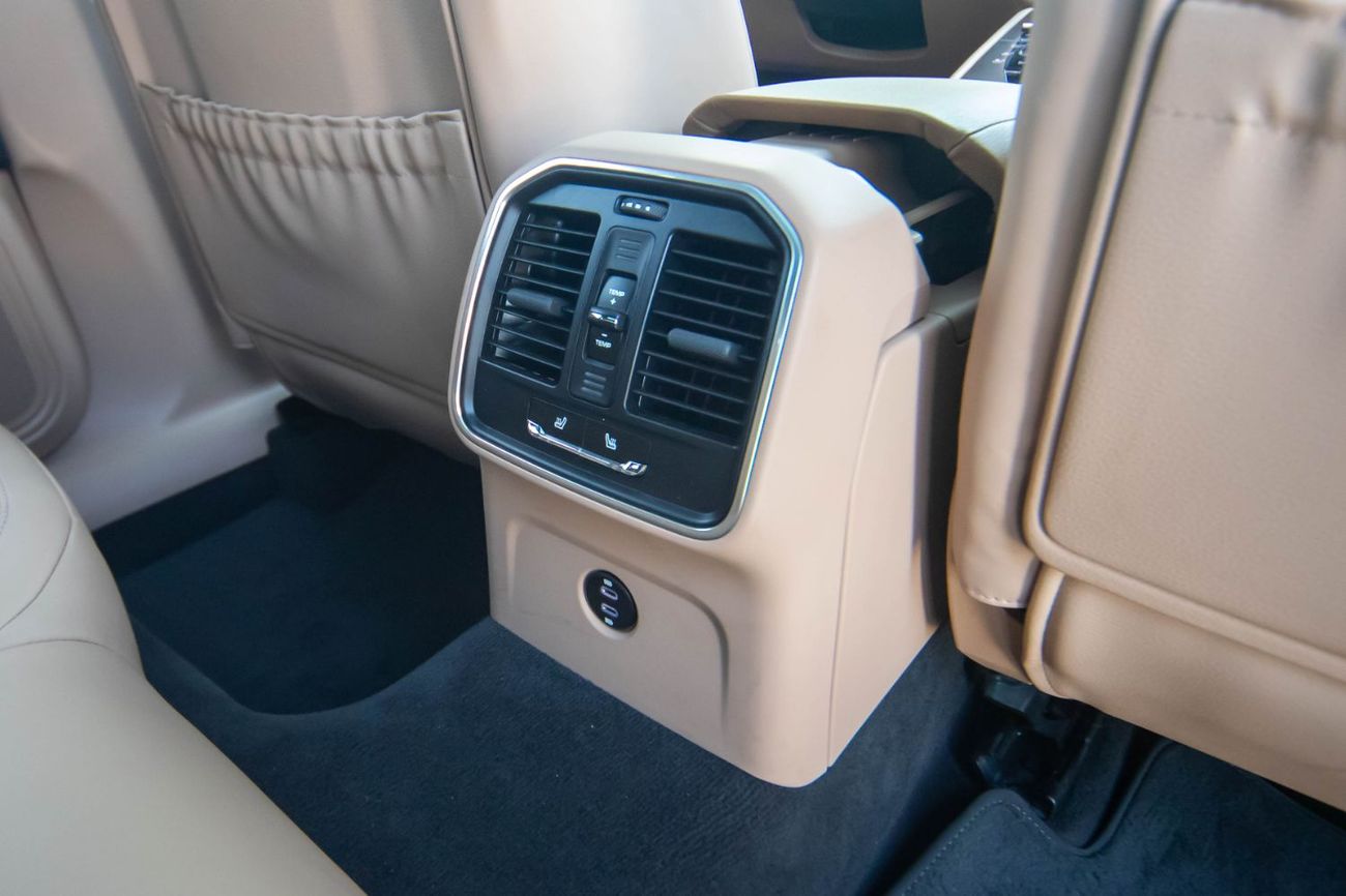 بورش ماكان Std 2.0L (252 HP)