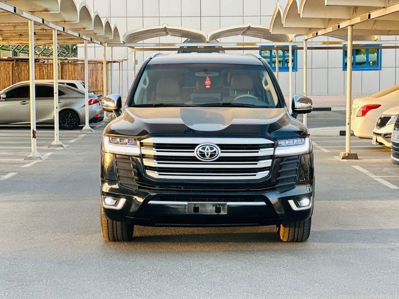 Toyota Land Cruiser GXR Toyota Landcruiser 2019 Facelift 2024 V6