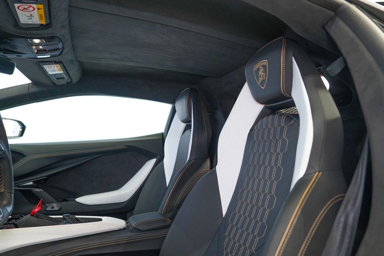 Lamborghini Revuelto STD