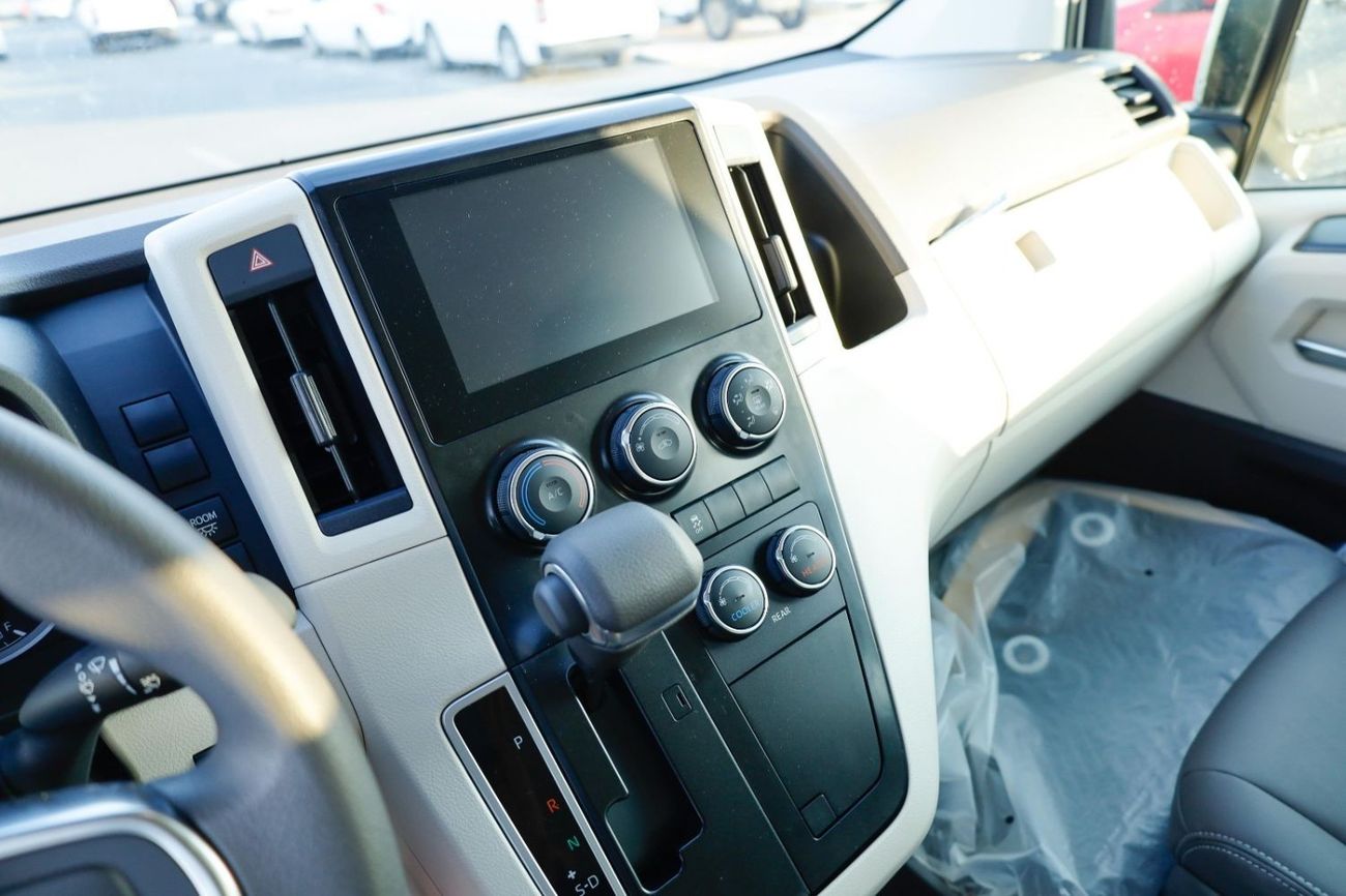 تويوتا هاياس LHD - TOYOTA HIACE BUS 3.5L PETROL V6 13 SEATER GL AUTO