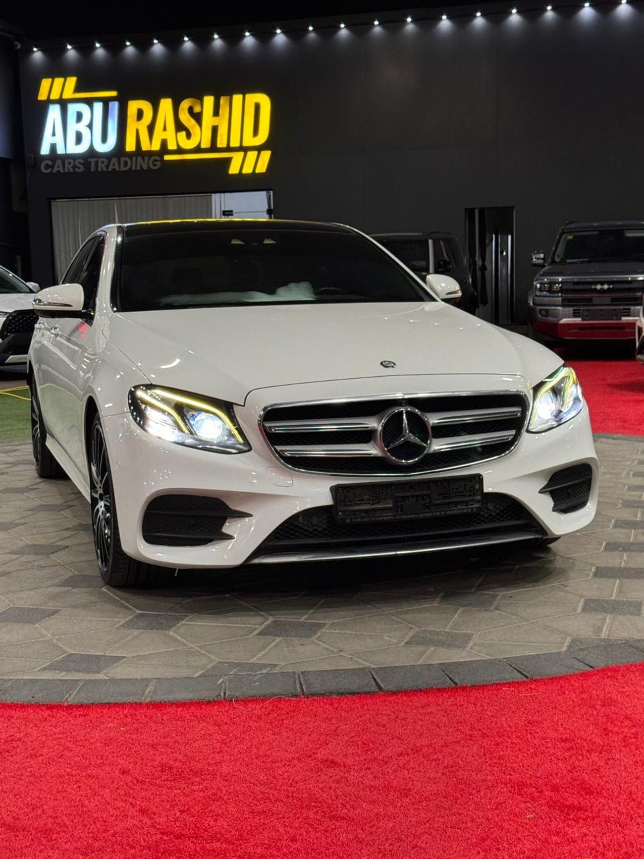 مرسيدس بنز E300