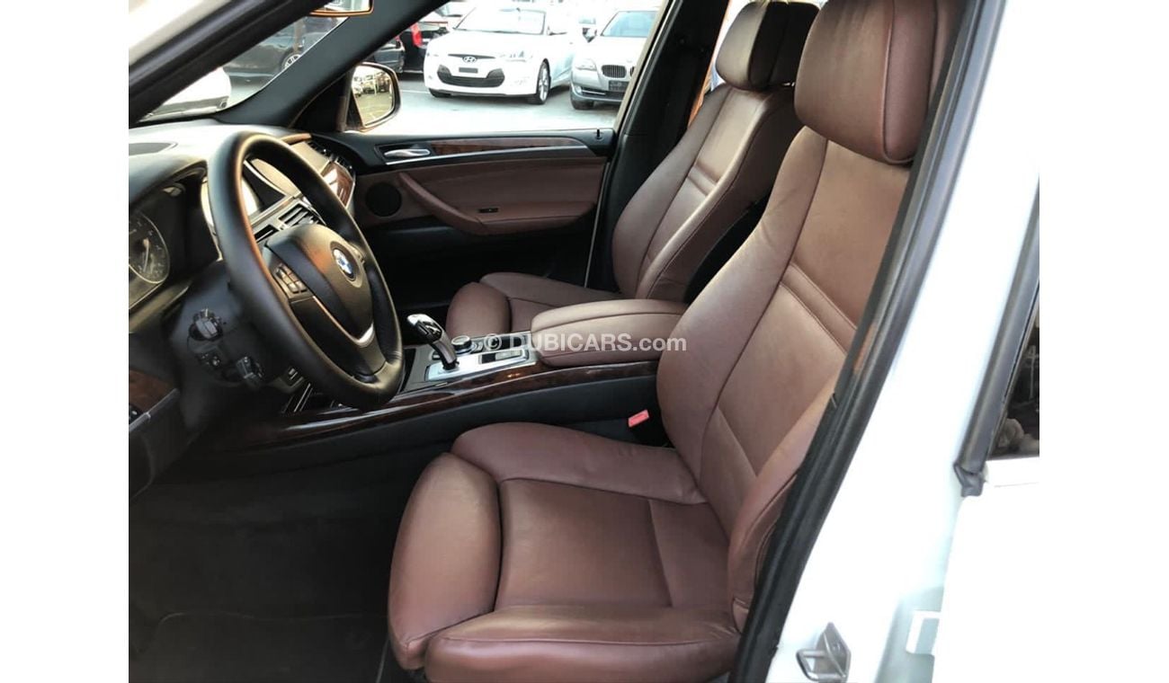 BMW X5 Bmw X5 model 2013 car prefect condition full option low mileage panoramic roof leather seats back ca