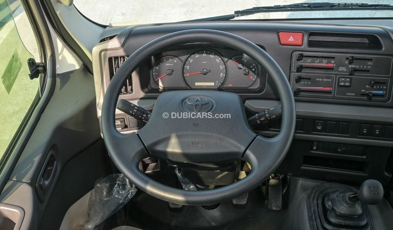 Toyota Coaster 4.2 DIESEL 23 SEATER