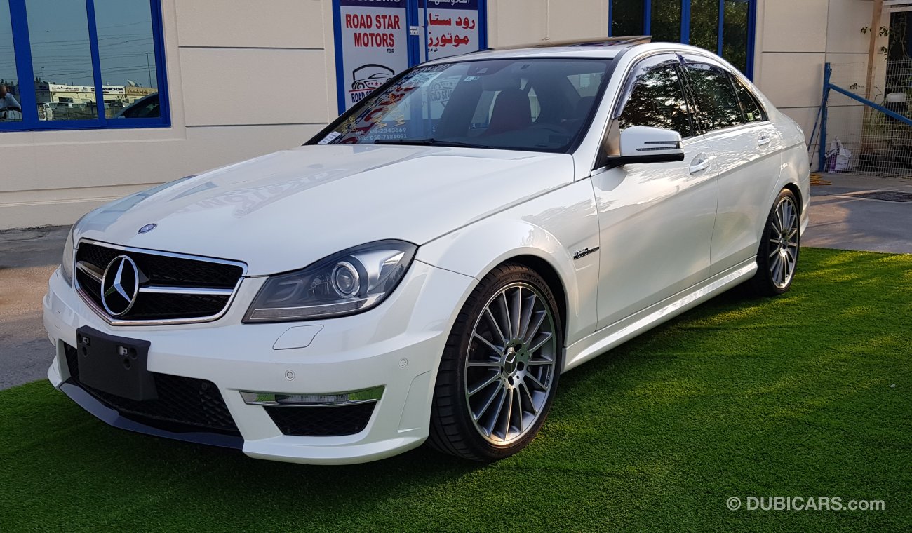 Mercedes-Benz C 63 AMG Mercedes-Benz C 63 AMG 2012 - VERY CLEAN - NO ACCIDENTS . NOW ARRIVED FROM JAPAN - 40452 KM ONLY