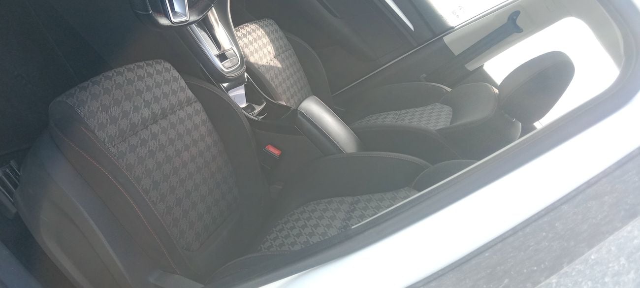 MG ZS Std 1.5L STD 1.5 | Zero Down Payment | Home Test Drive