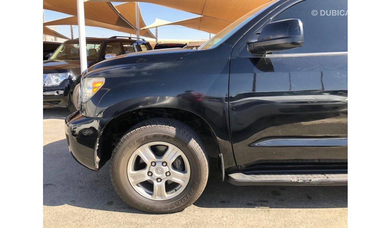 Toyota Sequoia