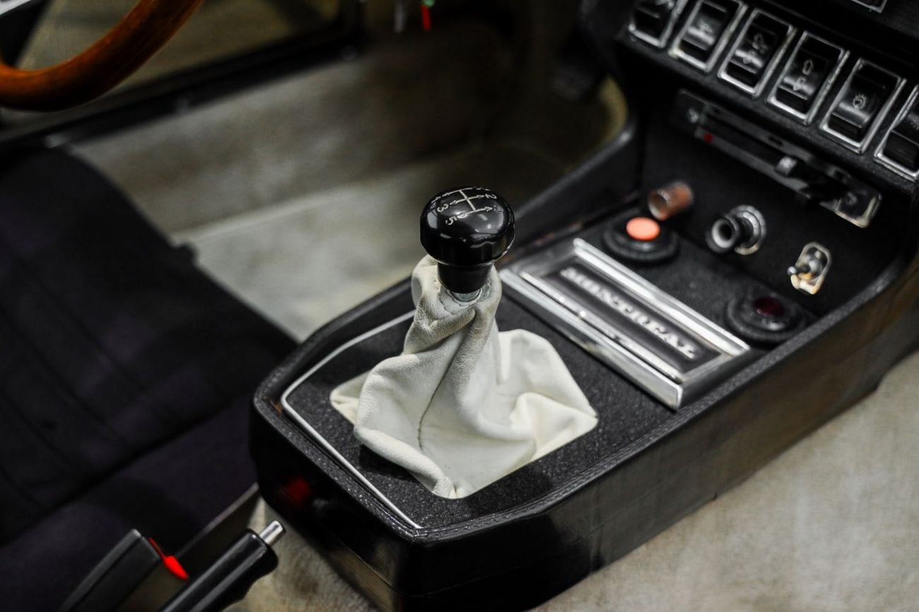 Alfa Romeo Montreal STANDARD