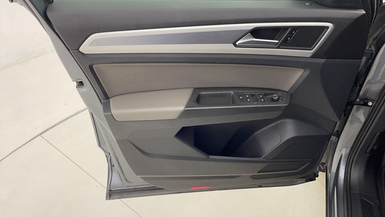 فولكس واجن تيرامونت TRENDLINE 3.6 | بدون دفعة مقدمة | اختبار القيادة في المنزل