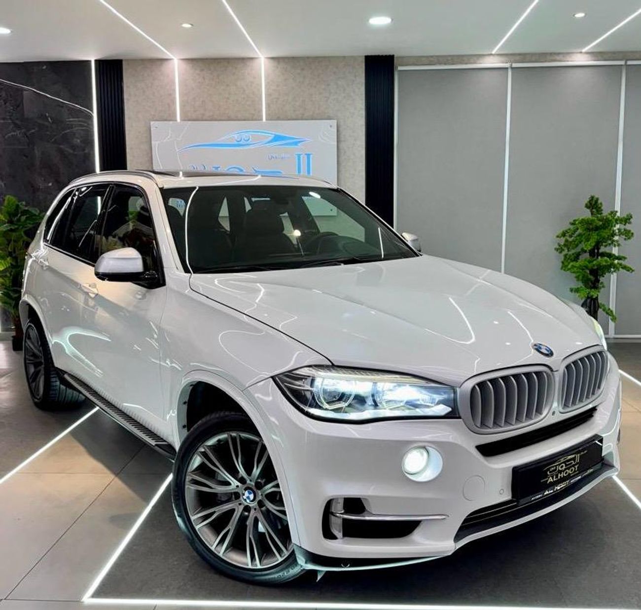 BMW X5 50i Luxury 4.4L (5 Seater) FULLY LOADED || BMW X5 XDRIVE50i || GCC SPECS || ACCIDENT FREE || SINGLE 