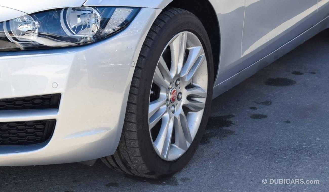 جاكوار XE 2.0 Petrol High Pure Right Hand Drive