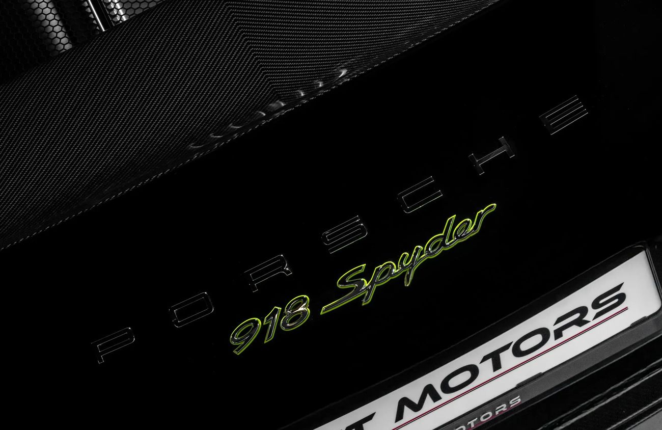 Porsche 918 Spyder 4.6L V8 N/A Engine + eMotor