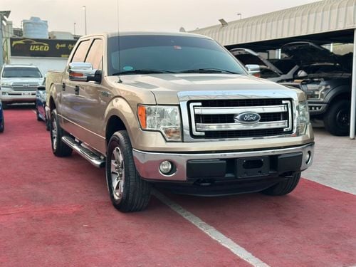 Ford F-150 XLT CREW CAB