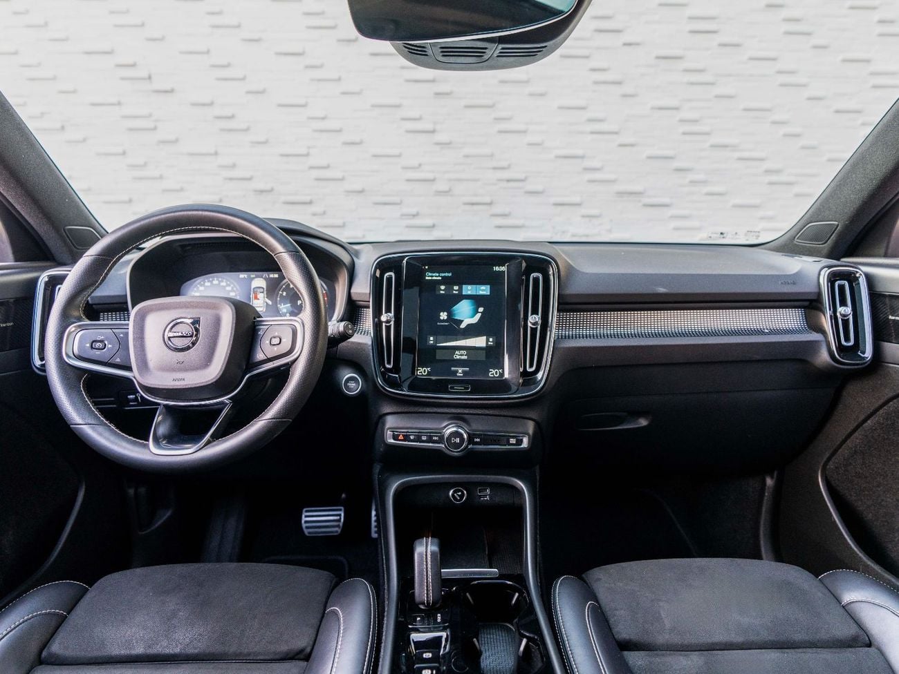 Volvo XC40 T4 R Design 2.0L