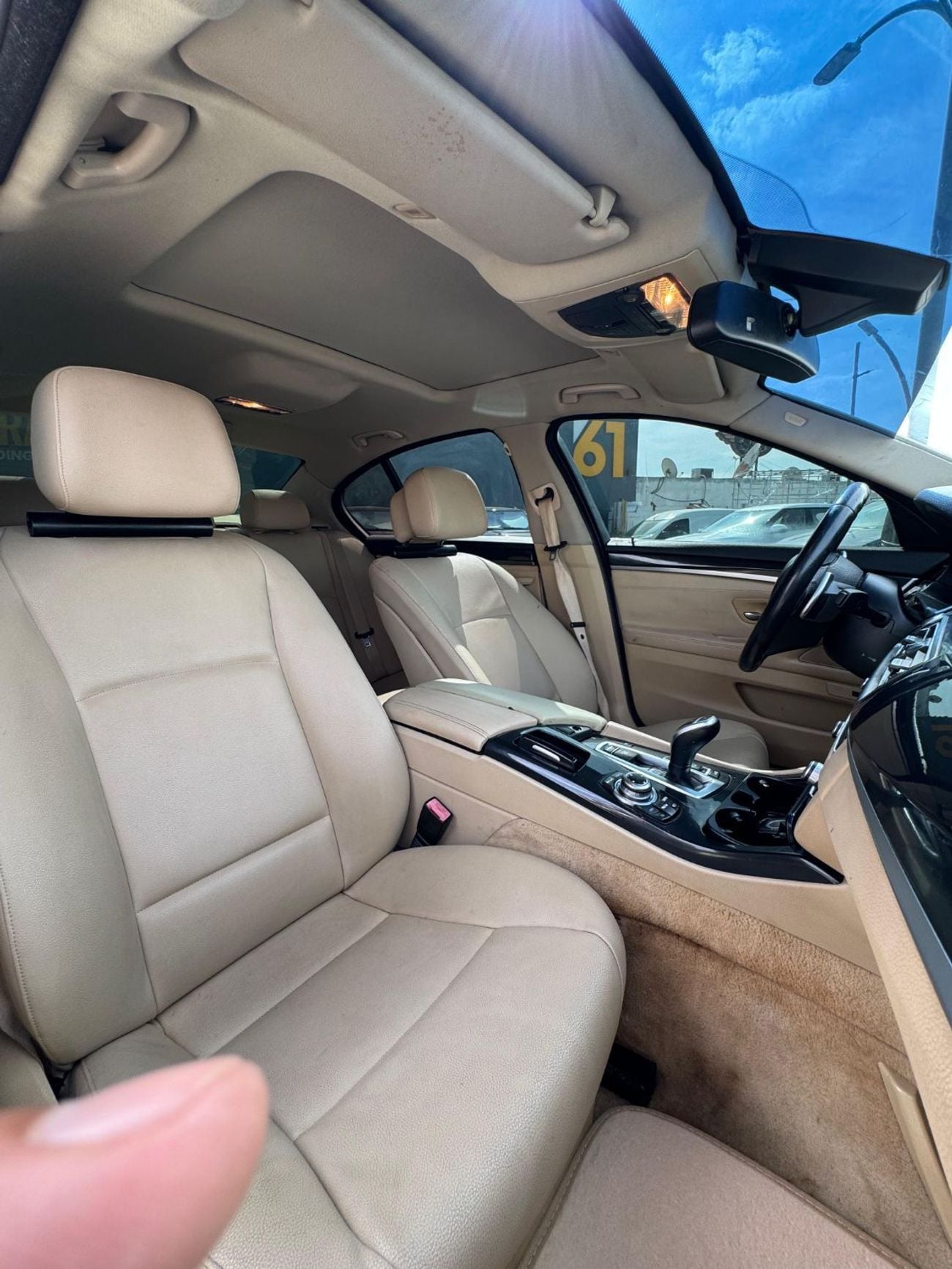 بي أم دبليو 530i Exclusive 2.0L