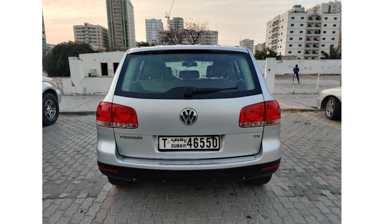 Volkswagen Touareg 2007 model Full options 4x4 drive Leather interiors Sunroof Cruse control