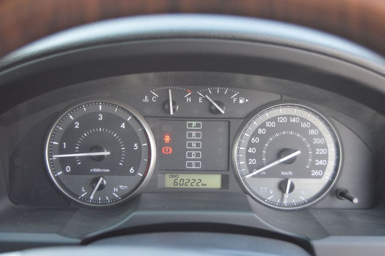 تويوتا لاند كروزر Diesel ,Right Hand Drive  4WD