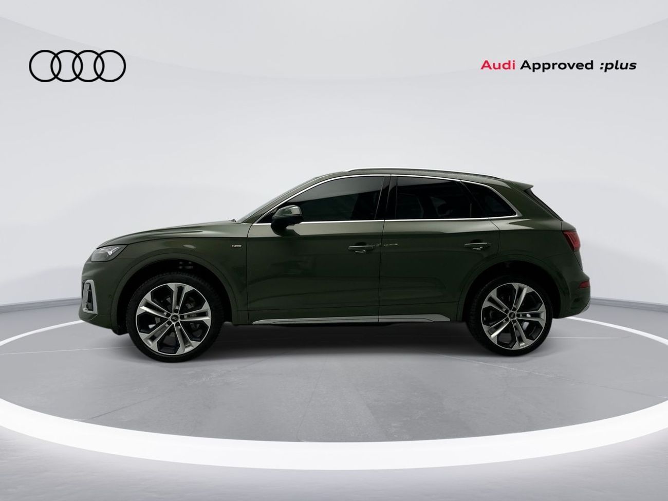 أودي Q5 45 TFSI quattro S Line 2.0L 249hp (Ref# 2041067) - EXCLUSIVE RAMADAN OFFER
