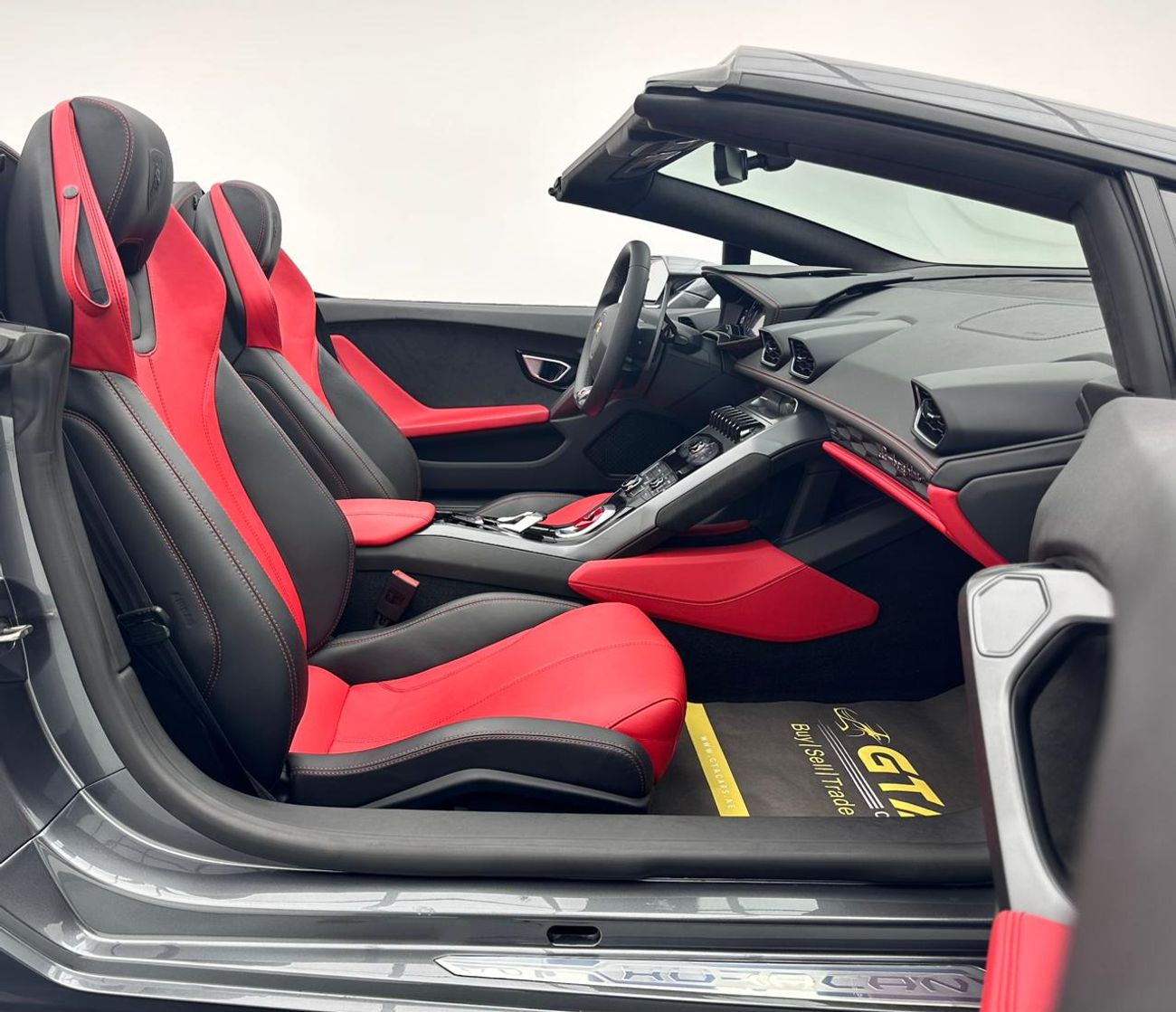 لامبورغيني هوراكان 2018 Lamborghini Huracan LP-580-2 Spyder, One Year Unlimited KM Warranty, Lamborghini Full Service H