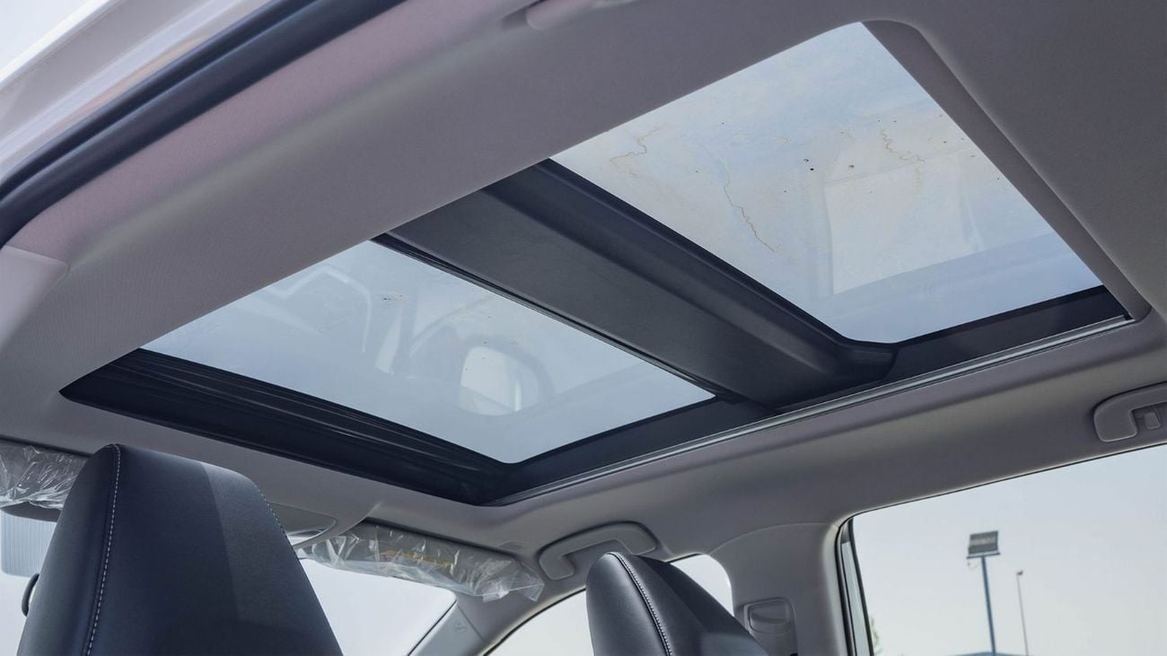 تويوتا راف ٤ 2025 Toyota RAV4 Limited 2.5L AWD AT Hybrid (White)