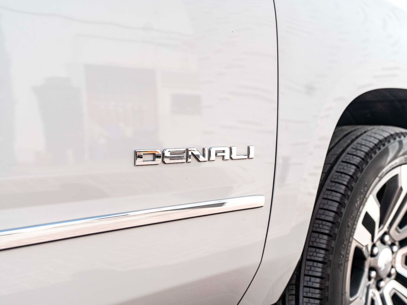جي أم سي يوكون Denali 6.2L (8 Seater)